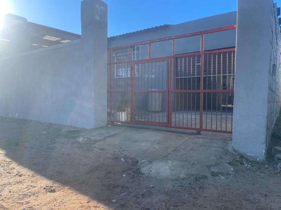 3 Bedroom Property for Sale in Protea Park Western Cape